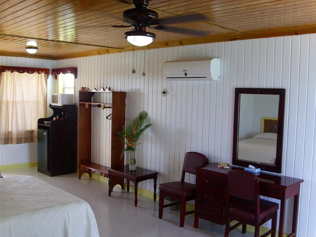 Graham'S Place Guanaja Habitación foto